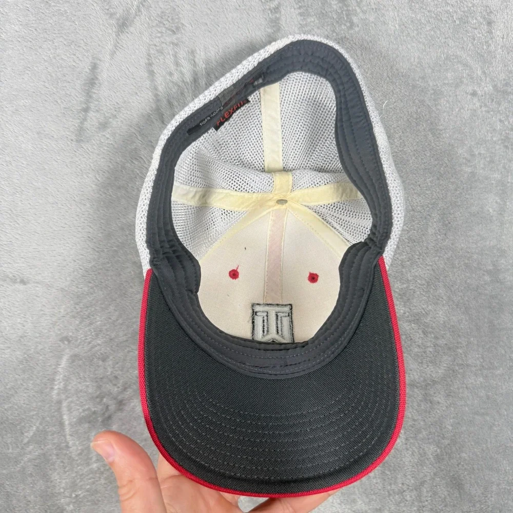 Nike Mens M/L Tiger Woods TW Red White Mesh Flexfit Trucker Golf Hat VR 20XI